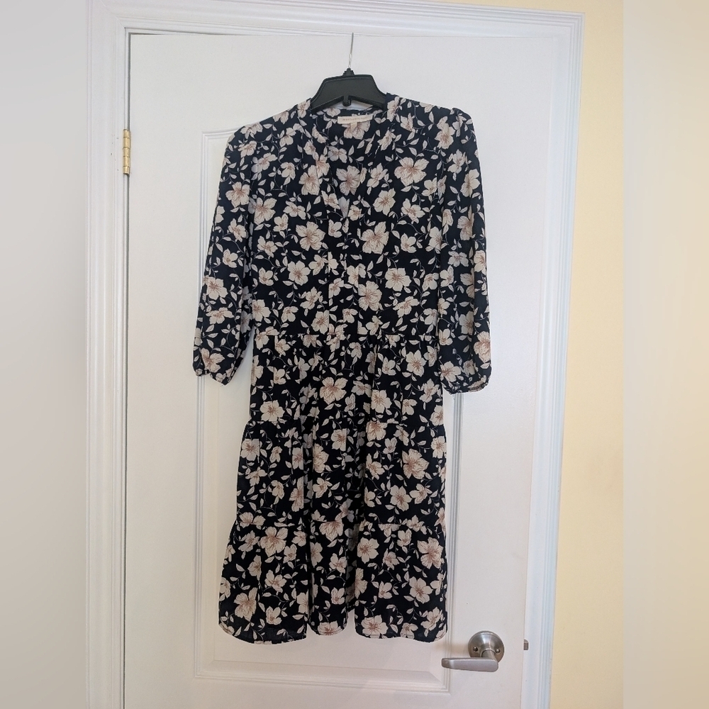 Monteau Size Large Floral Black and Cream Women's Dress